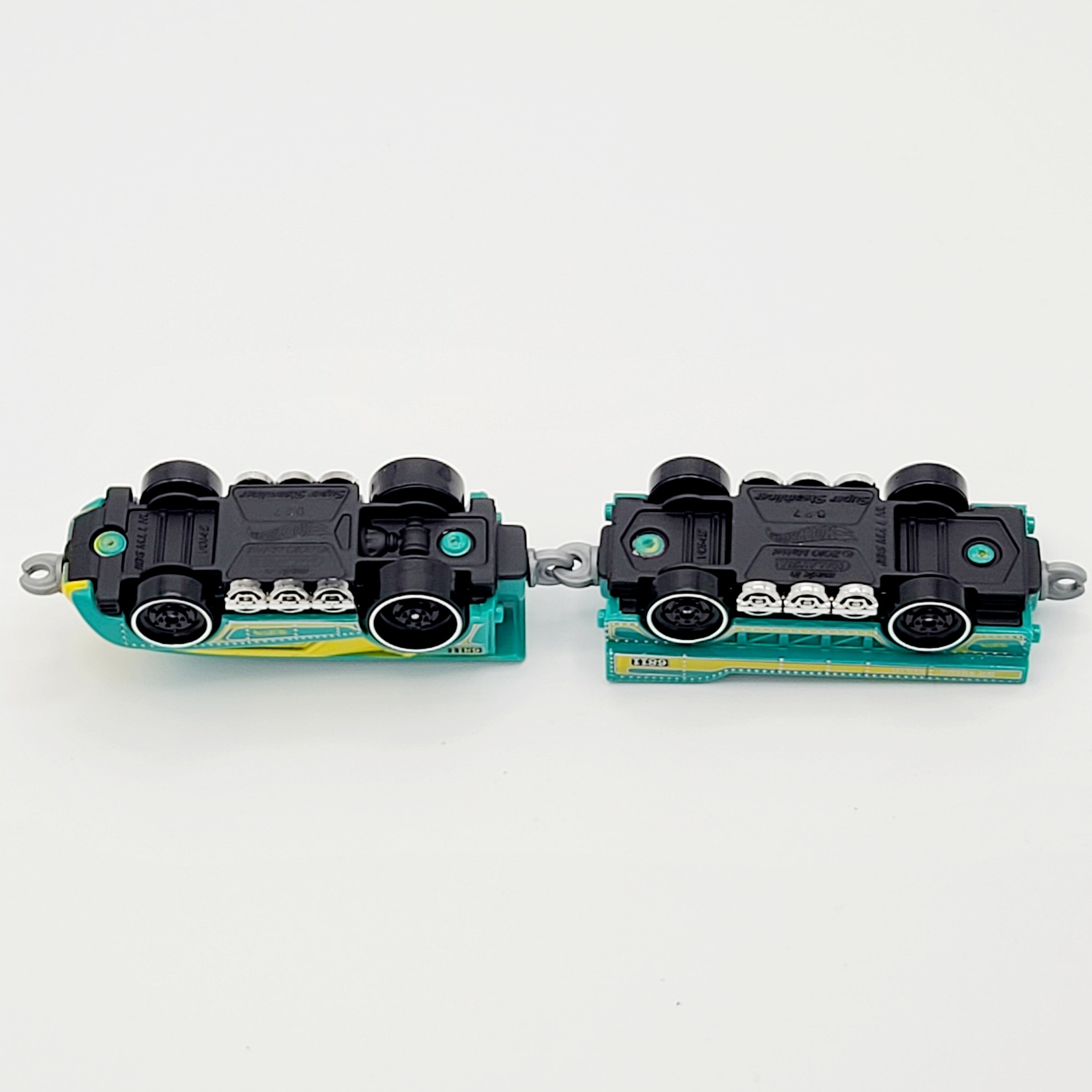 Hot Wheels Super Streamliner, Connectibles Train (2011 Rapid Transit)